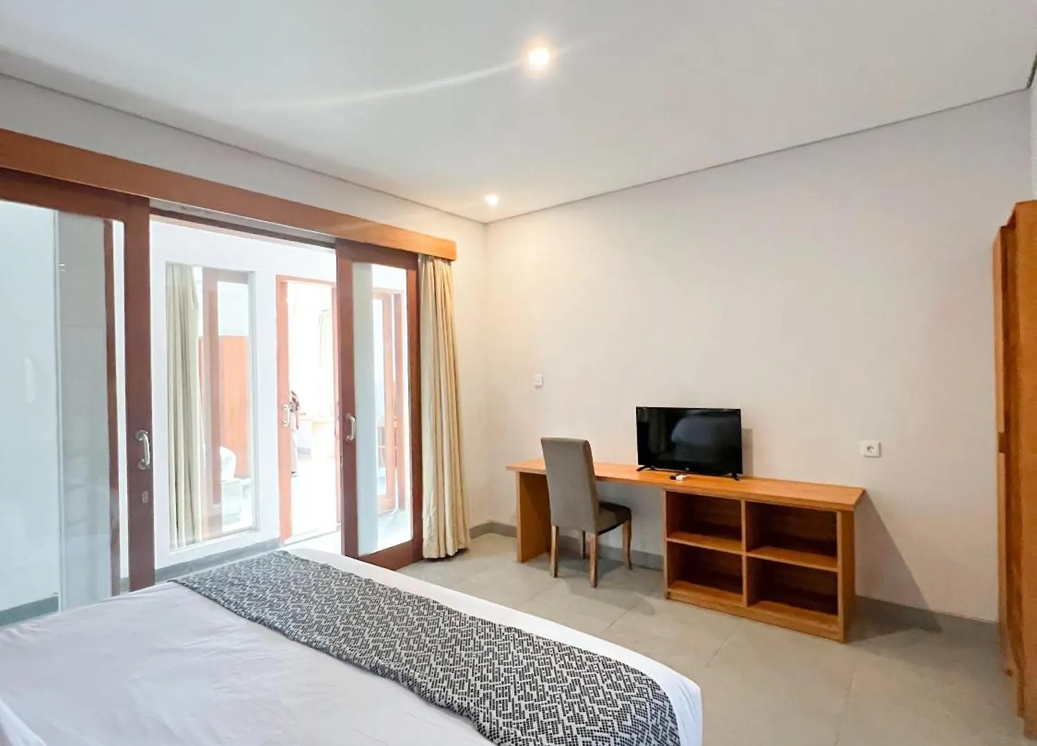 Apple Villa & Suite Seminyak